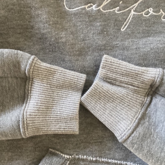 Hollister Hoodie Sweatshirt like new - Picture 4 of 4